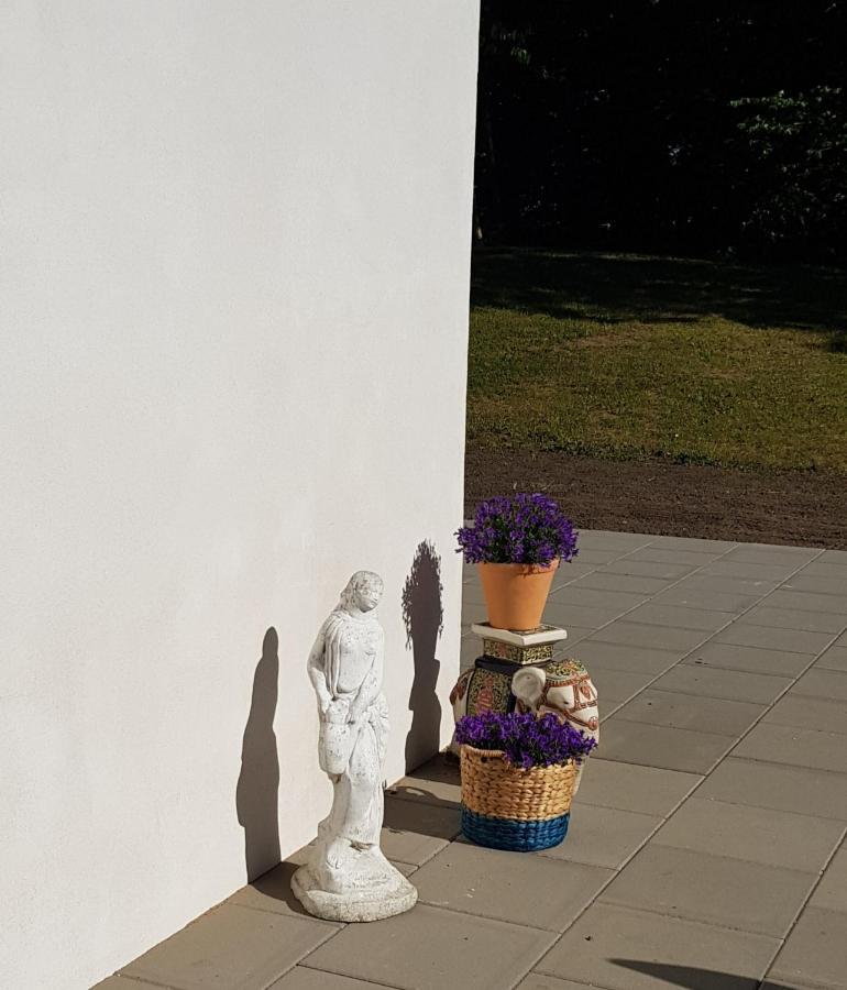Skovlund Apartments Bredsten  Luaran gambar