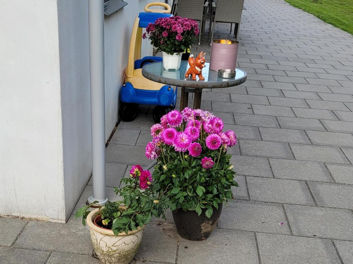 Skovlund Apartments Bredsten  Luaran gambar