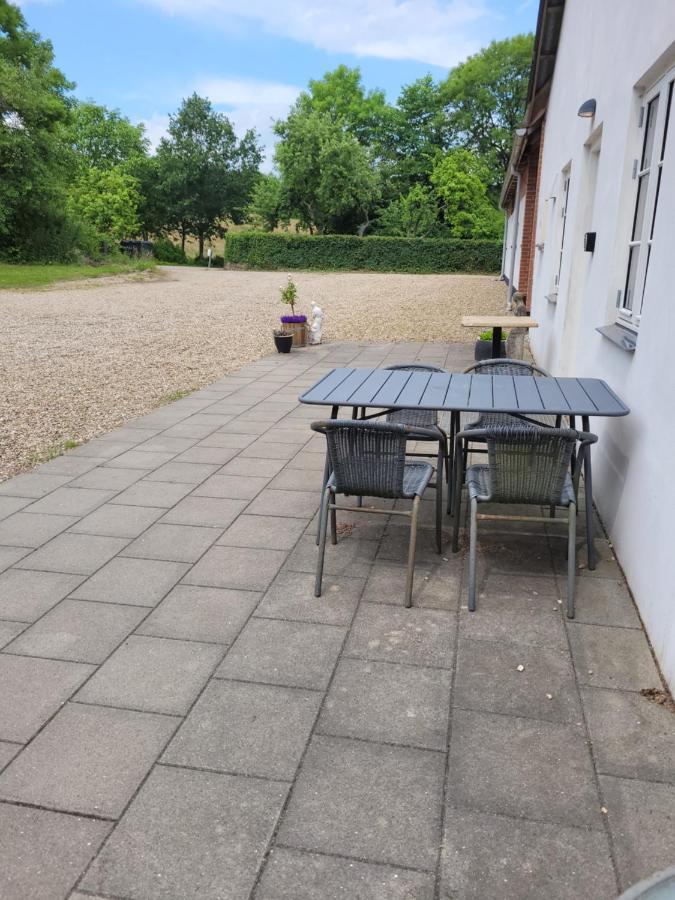 Skovlund Apartments Bredsten  Luaran gambar
